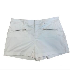 𝅺CLUB Monaco white Morgan cargo shorts Sz 10 NWT belt loops zippered pockets